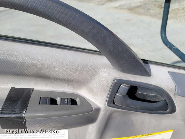 image for item MB9834 2008 Isuzu NPR  refuse truck