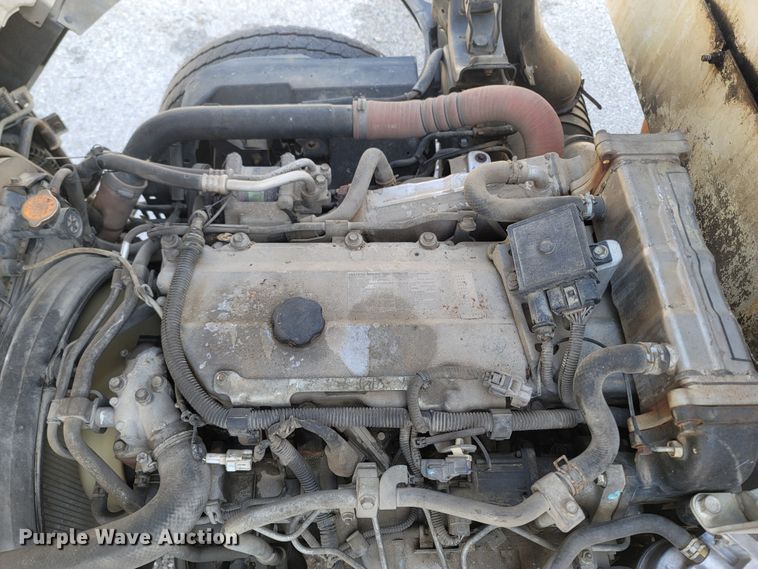 image for item MB9834 2008 Isuzu NPR  refuse truck