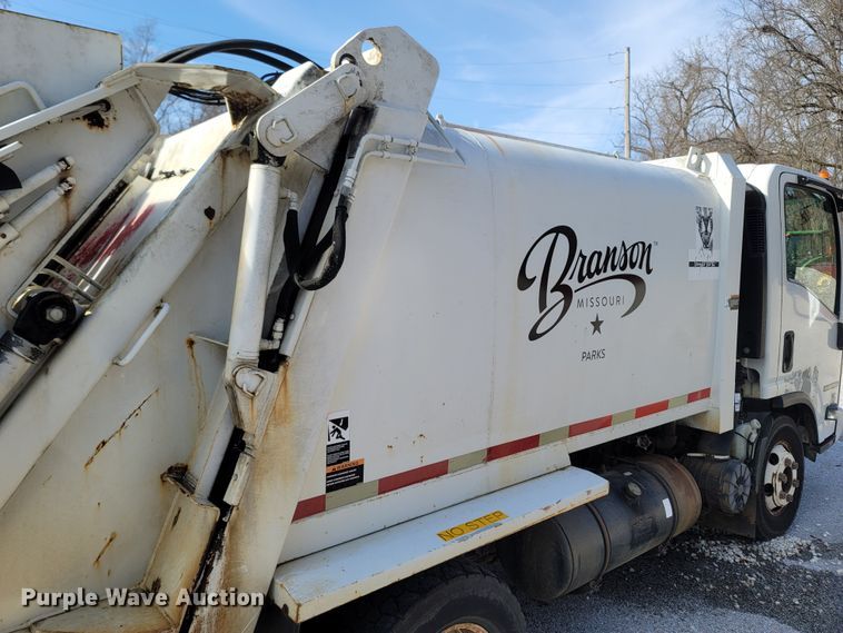 image for item MB9834 2008 Isuzu NPR  refuse truck