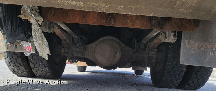 image for item MB9834 2008 Isuzu NPR  refuse truck