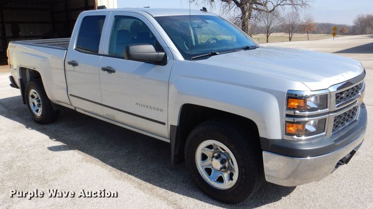 image for item MC9838 2014 Chevrolet Silverado 1500  Double Cab pickup truck