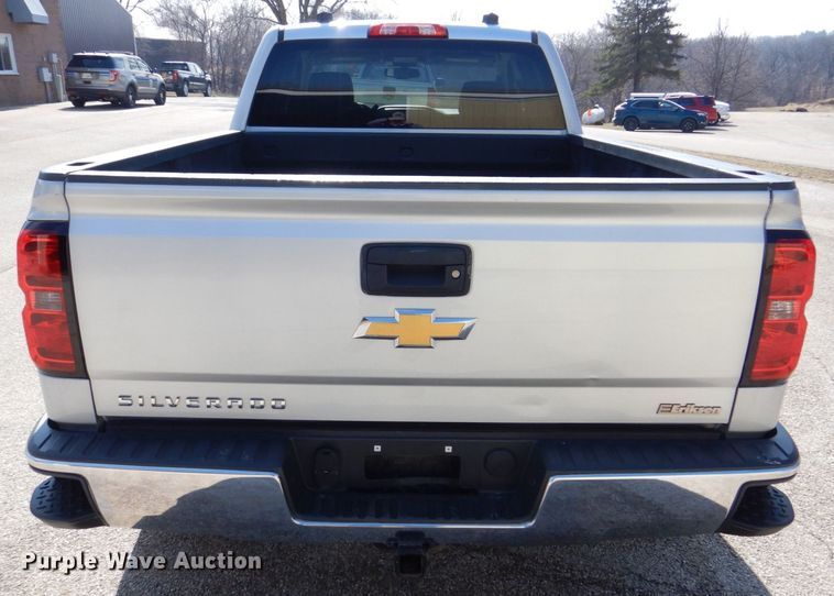 image for item MC9838 2014 Chevrolet Silverado 1500  Double Cab pickup truck