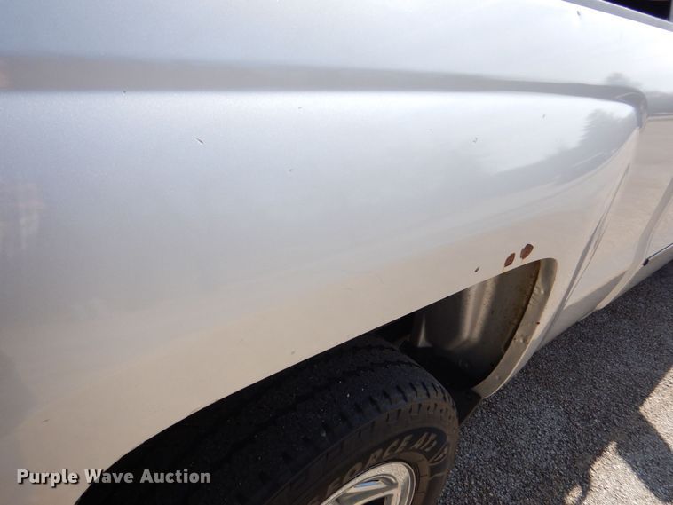 image for item MC9838 2014 Chevrolet Silverado 1500  Double Cab pickup truck