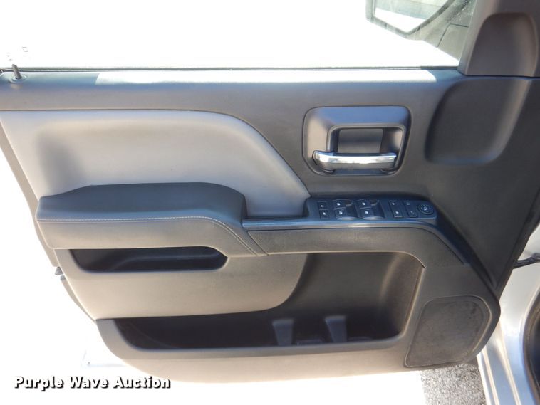 image for item MC9838 2014 Chevrolet Silverado 1500  Double Cab pickup truck