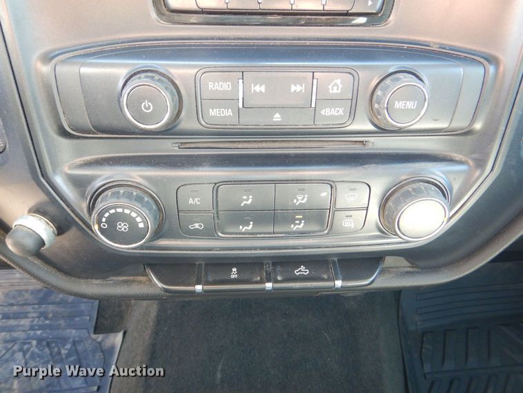 image for item MC9838 2014 Chevrolet Silverado 1500  Double Cab pickup truck