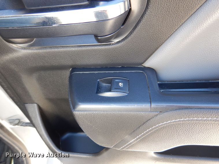 image for item MC9838 2014 Chevrolet Silverado 1500  Double Cab pickup truck