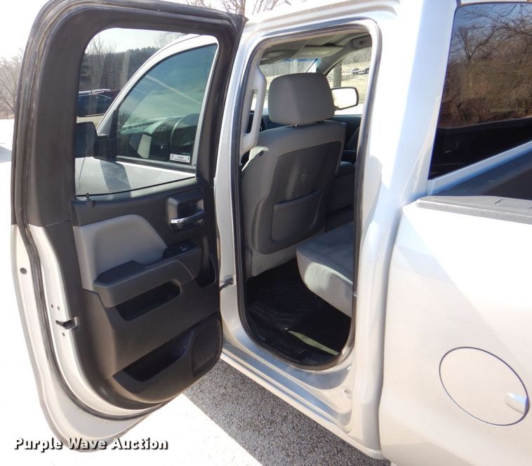 image for item MC9838 2014 Chevrolet Silverado 1500  Double Cab pickup truck