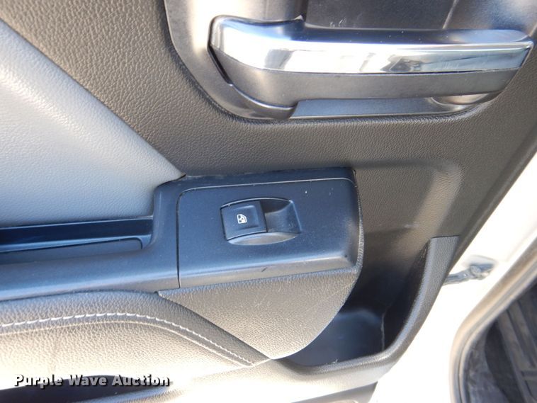 image for item MC9838 2014 Chevrolet Silverado 1500  Double Cab pickup truck