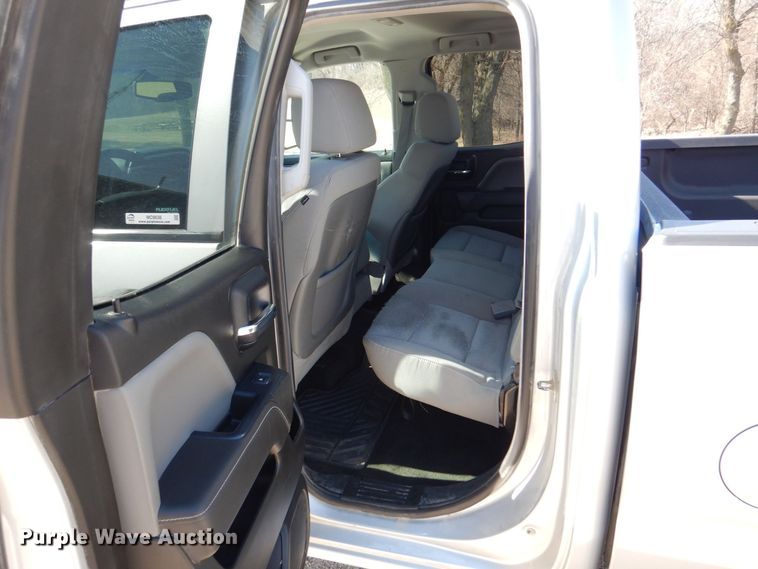 image for item MC9838 2014 Chevrolet Silverado 1500  Double Cab pickup truck