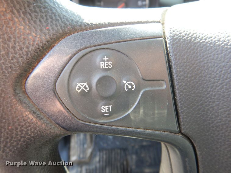 image for item MC9839 2015 Chevrolet Silverado 1500  Double Cab pickup truck