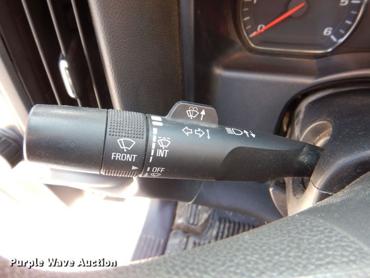 image for item MC9839 2015 Chevrolet Silverado 1500  Double Cab pickup truck