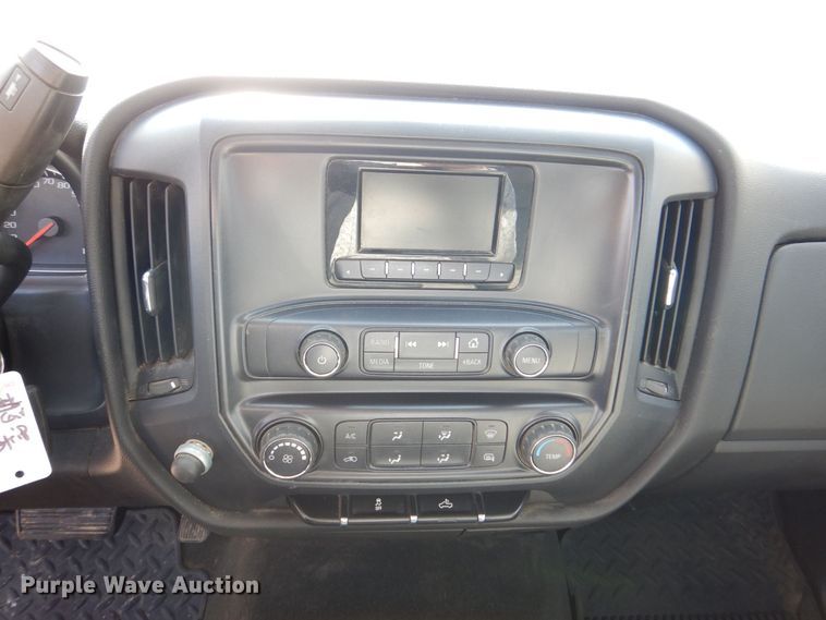 image for item MC9839 2015 Chevrolet Silverado 1500  Double Cab pickup truck