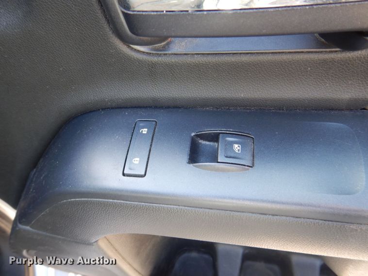 image for item MC9839 2015 Chevrolet Silverado 1500  Double Cab pickup truck