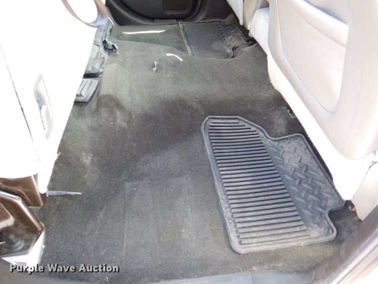 image for item MC9839 2015 Chevrolet Silverado 1500  Double Cab pickup truck