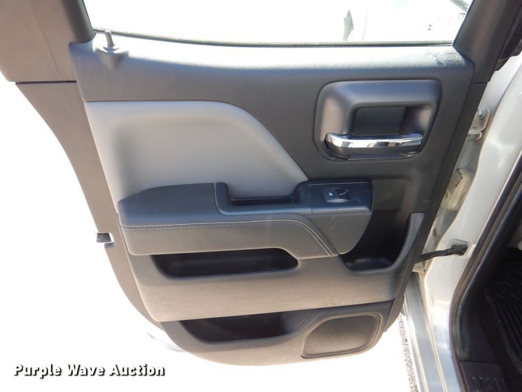 image for item MC9839 2015 Chevrolet Silverado 1500  Double Cab pickup truck