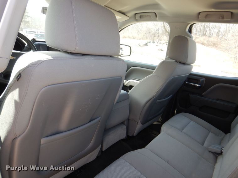 image for item MC9839 2015 Chevrolet Silverado 1500  Double Cab pickup truck