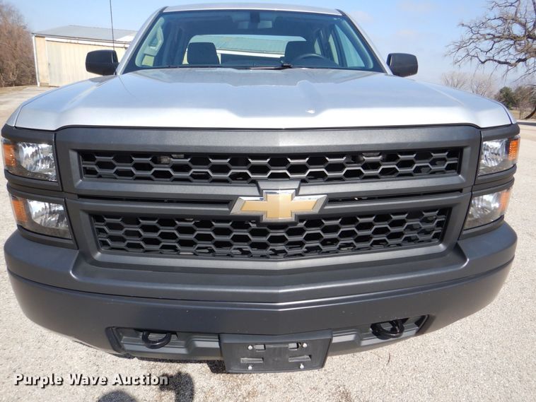 image for item MC9839 2015 Chevrolet Silverado 1500  Double Cab pickup truck