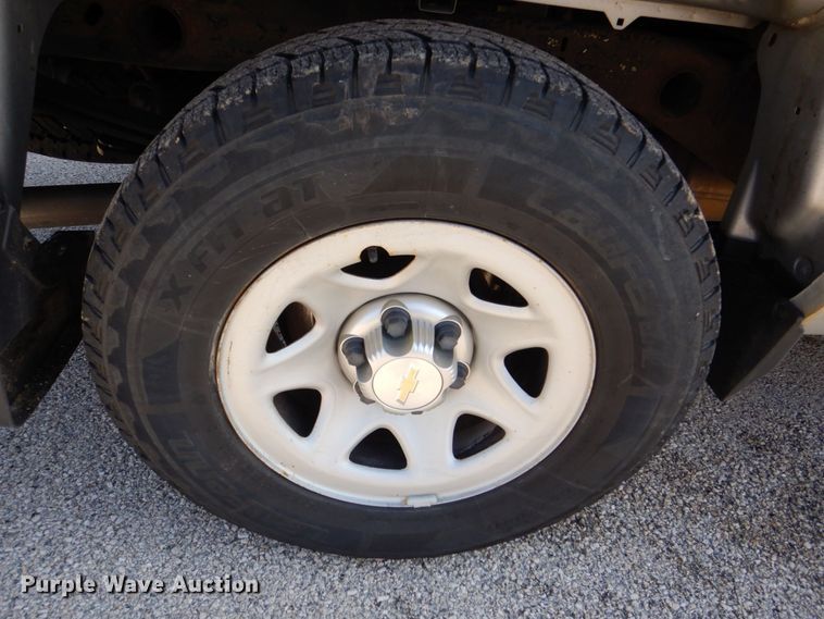 image for item MC9839 2015 Chevrolet Silverado 1500  Double Cab pickup truck