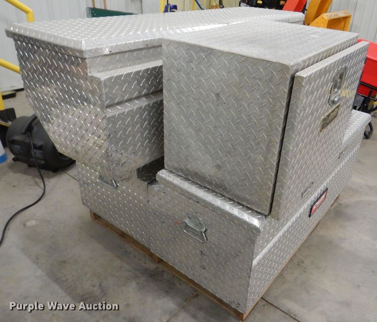 image for item MC9842 Toolboxes