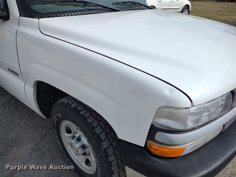 image for item MD9433 2001 Chevrolet Silverado 1500  pickup truck