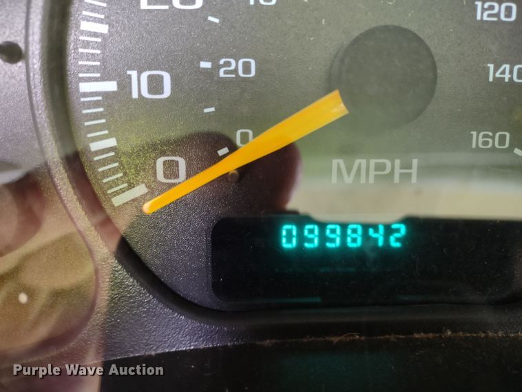 image for item MD9433 2001 Chevrolet Silverado 1500  pickup truck