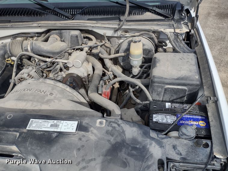 image for item MD9433 2001 Chevrolet Silverado 1500  pickup truck