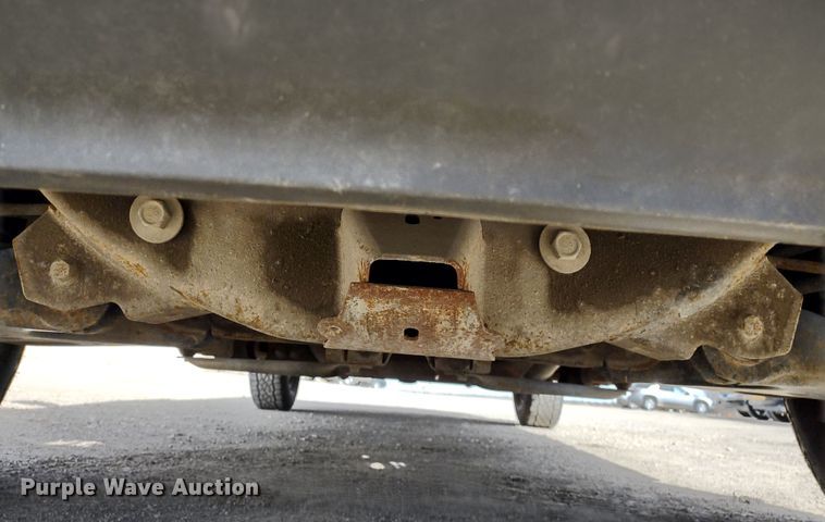 image for item MD9433 2001 Chevrolet Silverado 1500  pickup truck