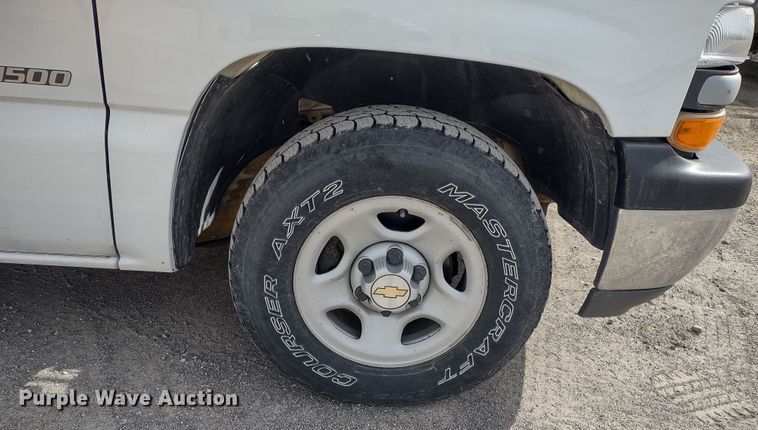 image for item MD9433 2001 Chevrolet Silverado 1500  pickup truck