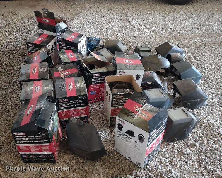 image for item MD9434 Approximately 30 welding helmets