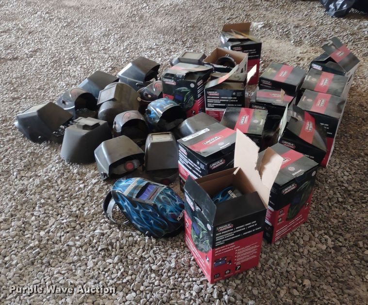 image for item MD9434 Approximately 30 welding helmets