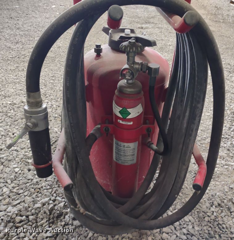 image for item MD9436 Ansul Red Line  fire extinguisher