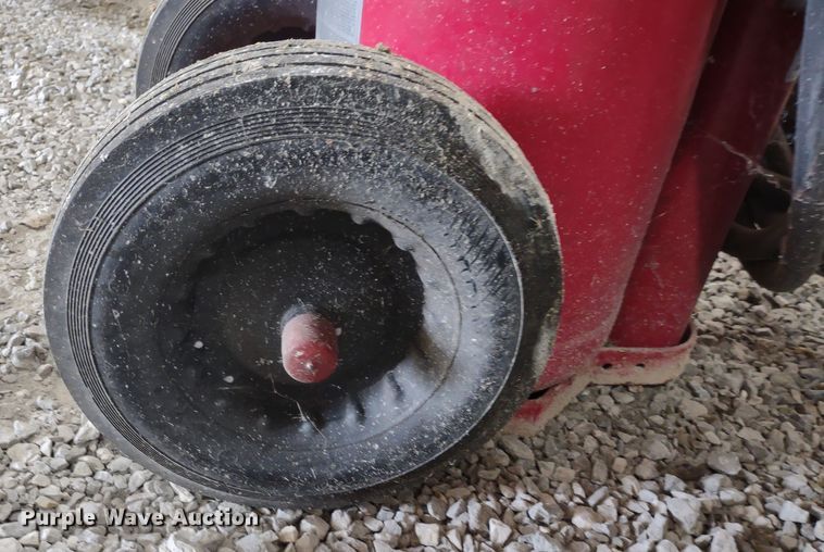 image for item MD9436 Ansul Red Line  fire extinguisher