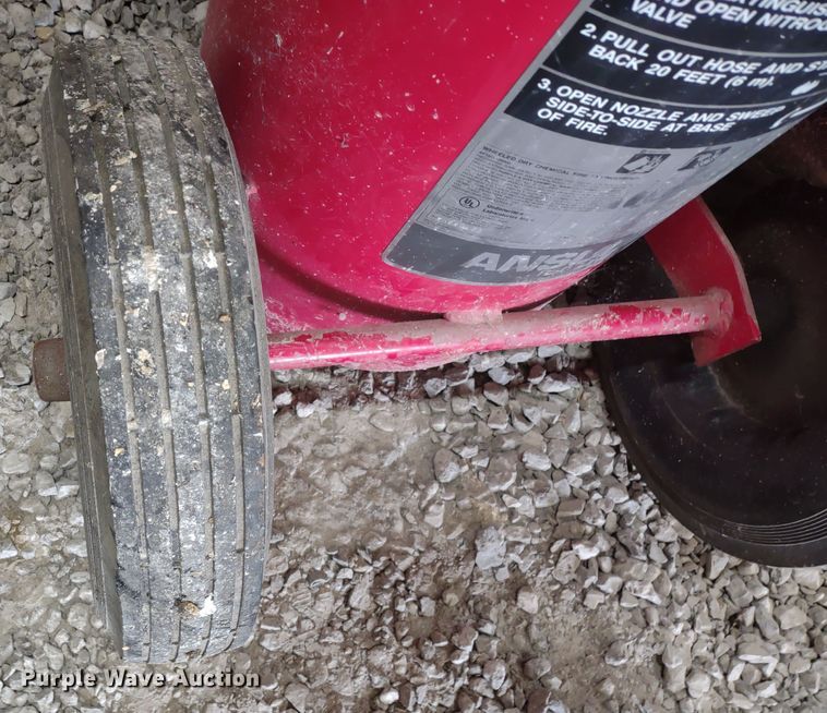 image for item MD9436 Ansul Red Line  fire extinguisher