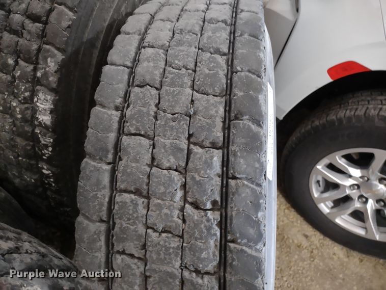 image for item MD9437 (6) tires