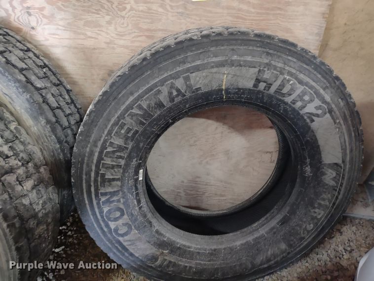 image for item MD9437 (6) tires