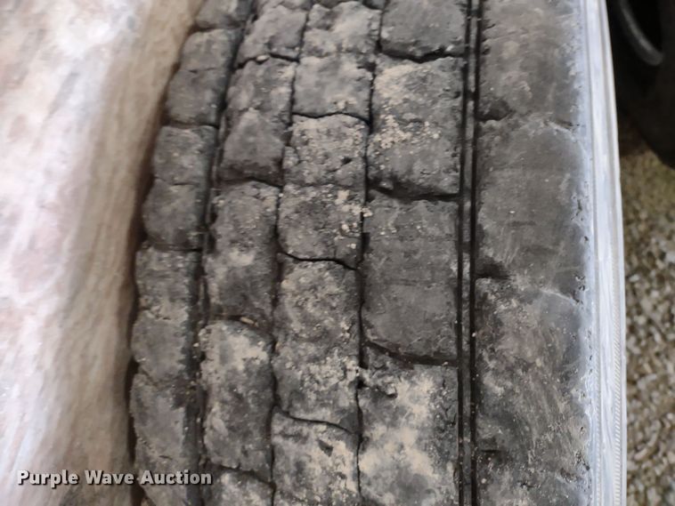 image for item MD9437 (6) tires