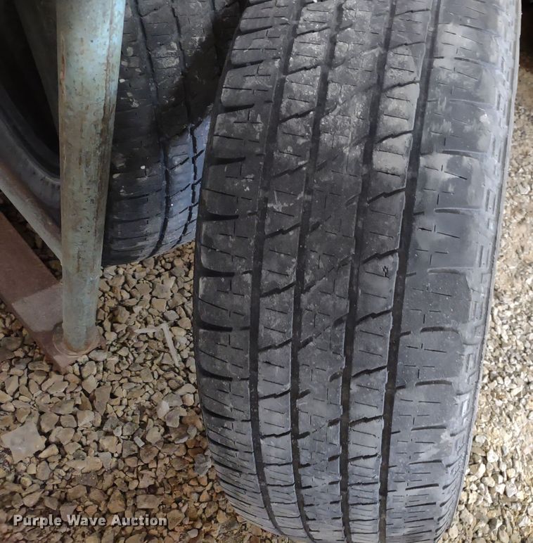 image for item MD9437 (6) tires