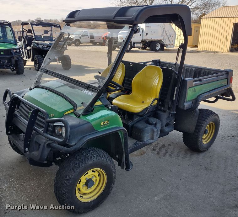 image for item MD9454 2016 John Deere 825i Gator  utility vehicle