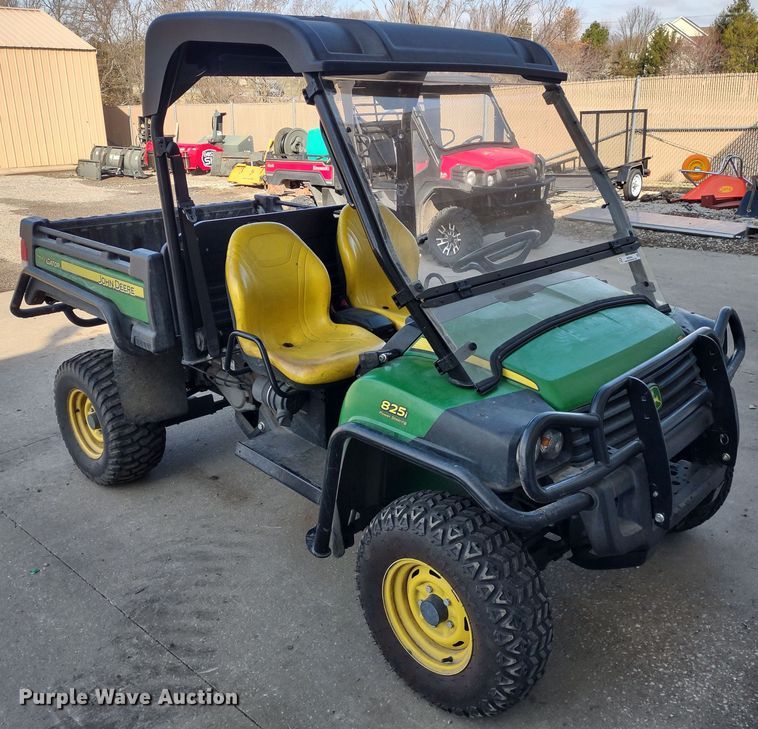image for item MD9454 2016 John Deere 825i Gator  utility vehicle