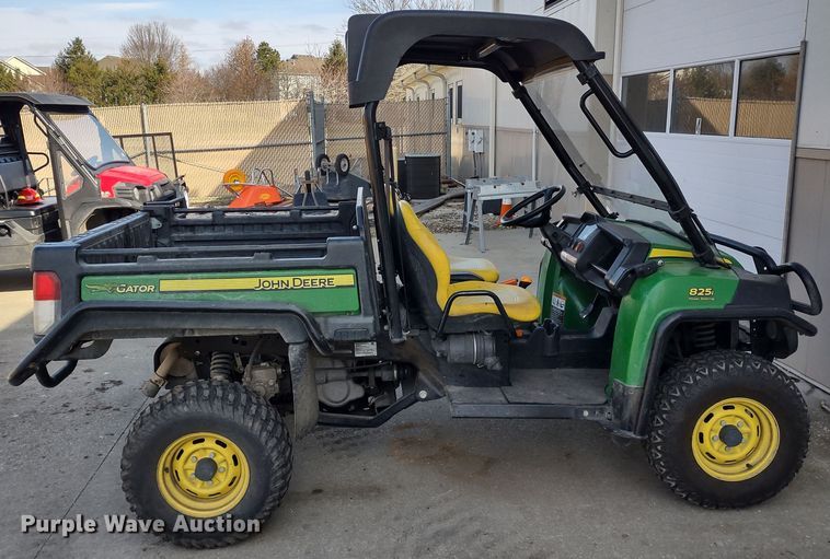 image for item MD9454 2016 John Deere 825i Gator  utility vehicle