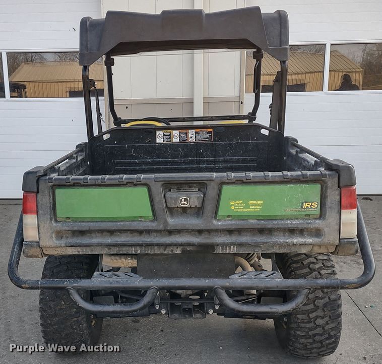 image for item MD9454 2016 John Deere 825i Gator  utility vehicle