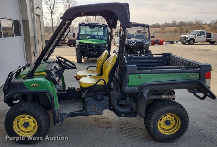image for item MD9454 2016 John Deere 825i Gator  utility vehicle