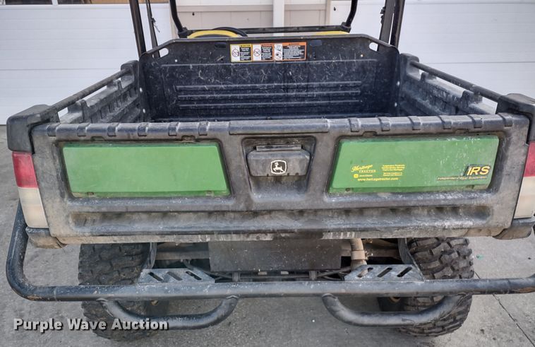image for item MD9454 2016 John Deere 825i Gator  utility vehicle