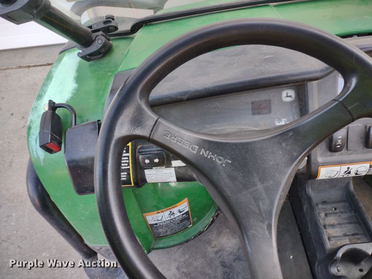 image for item MD9454 2016 John Deere 825i Gator  utility vehicle