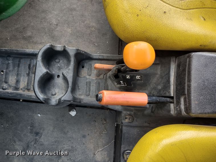 image for item MD9454 2016 John Deere 825i Gator  utility vehicle