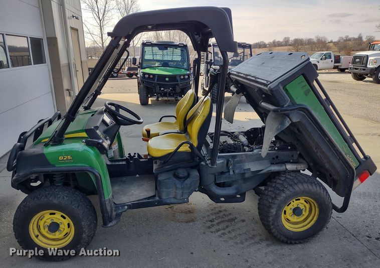 image for item MD9454 2016 John Deere 825i Gator  utility vehicle