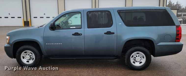 image for item ME9769 2008 Chevrolet Suburban  SUV