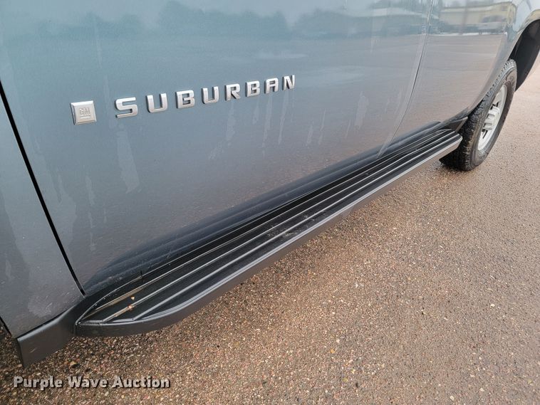 image for item ME9769 2008 Chevrolet Suburban  SUV