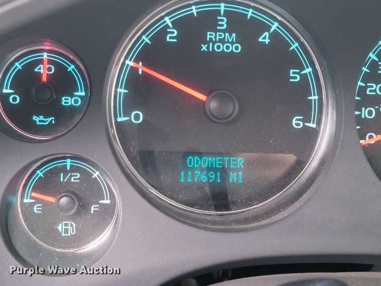 image for item ME9769 2008 Chevrolet Suburban  SUV