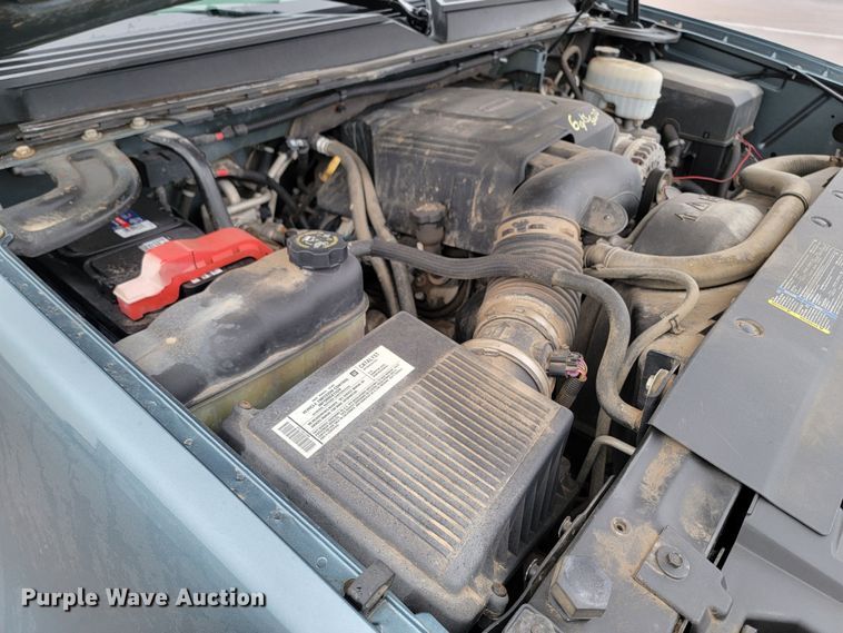 image for item ME9769 2008 Chevrolet Suburban  SUV